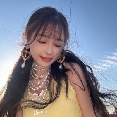 山村姐妹